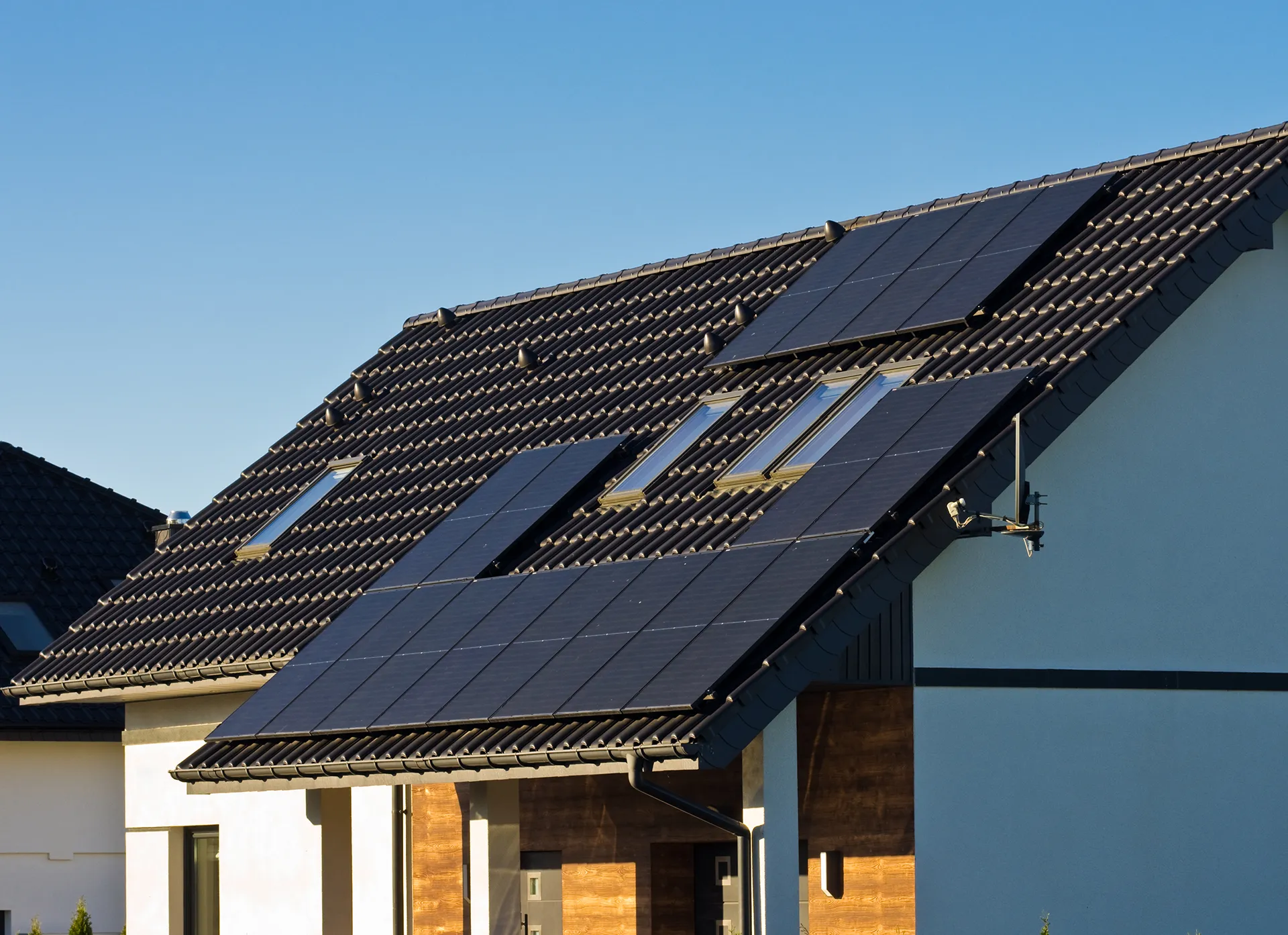 solar roofing panels
